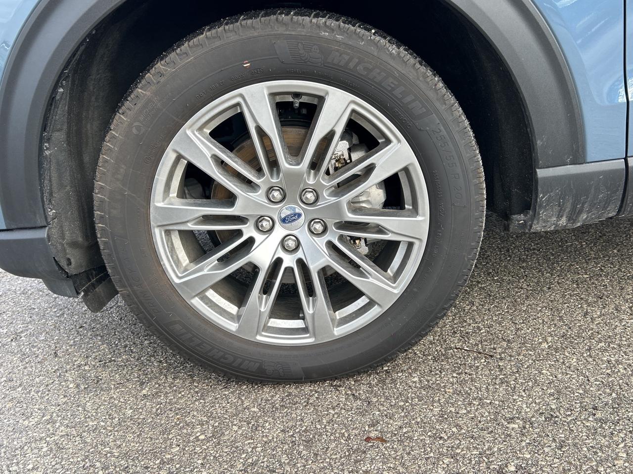 2025 Ford Explorer Active 4WD Photo