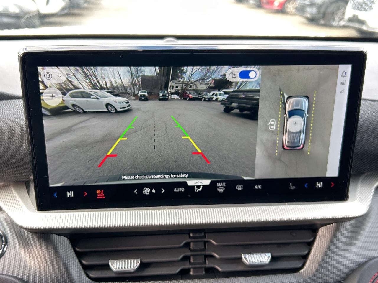 2025 Ford Explorer ST-Line 4WD Photo