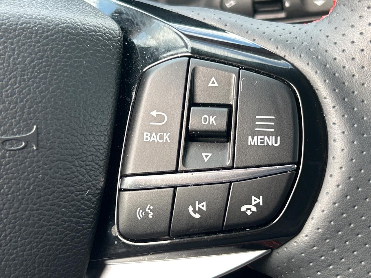 2025 Ford Explorer ST-Line 4WD Photo