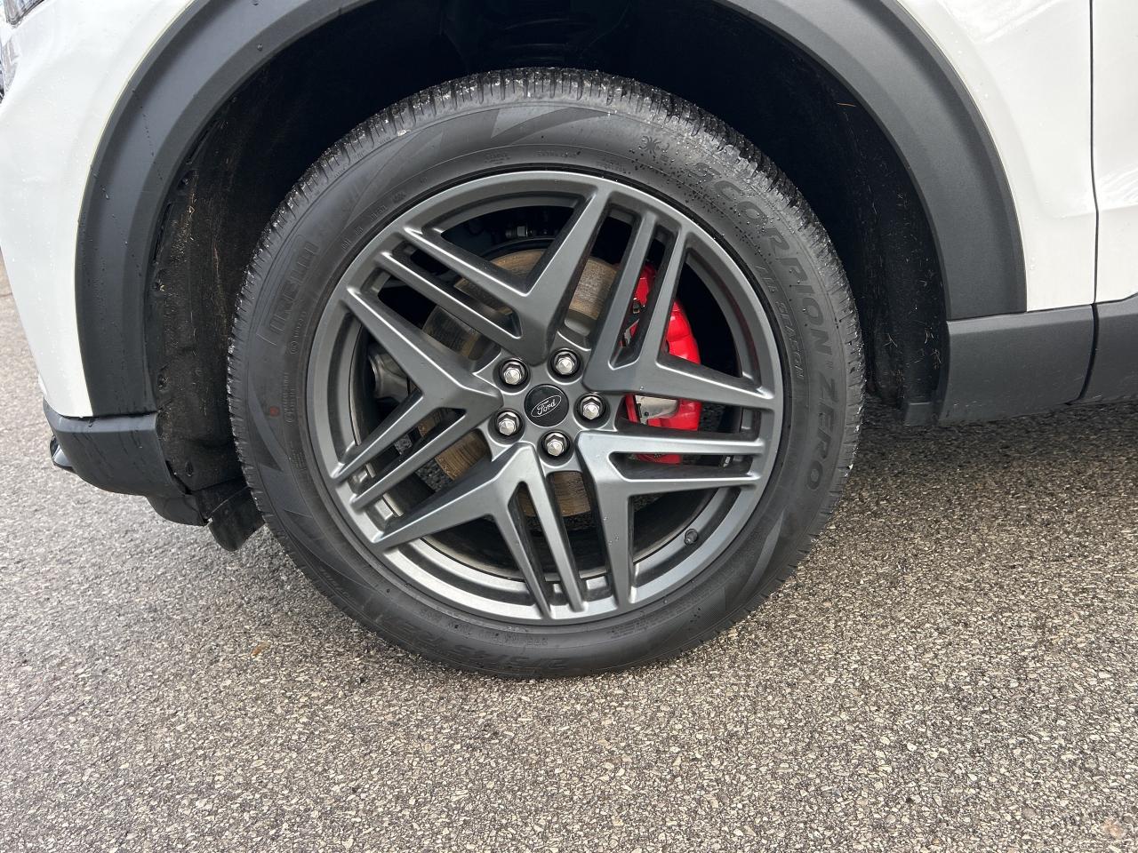 2025 Ford Explorer ST-Line 4WD Photo