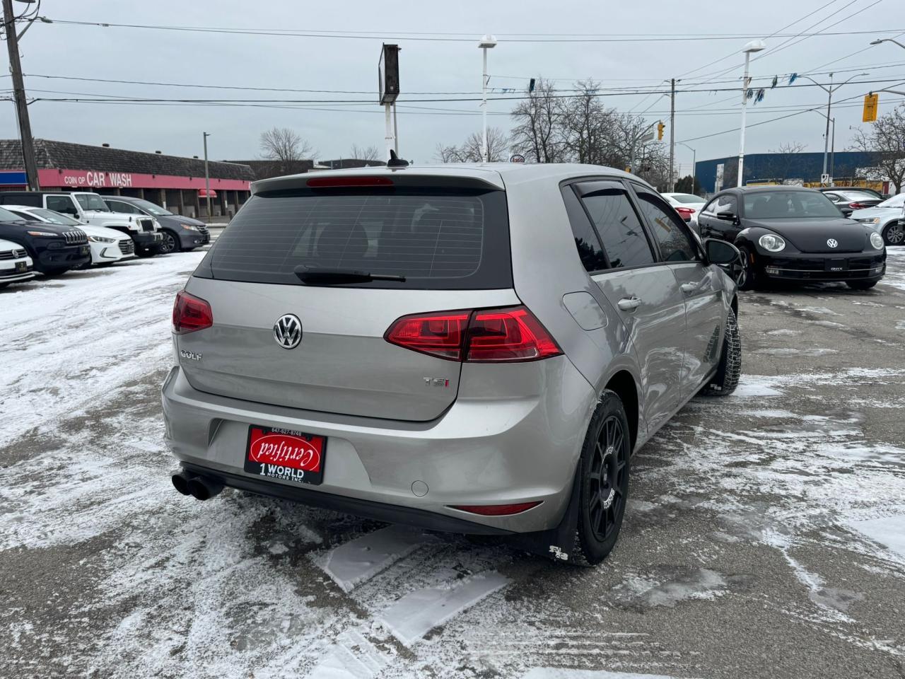 2015 Volkswagen Golf TRENDLINE Photo