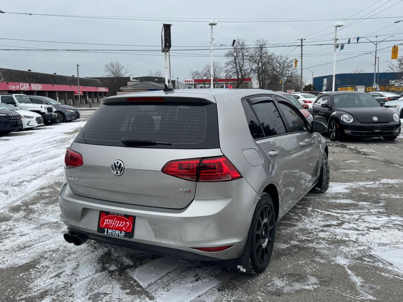 2015 Volkswagen Golf TRENDLINE Photo