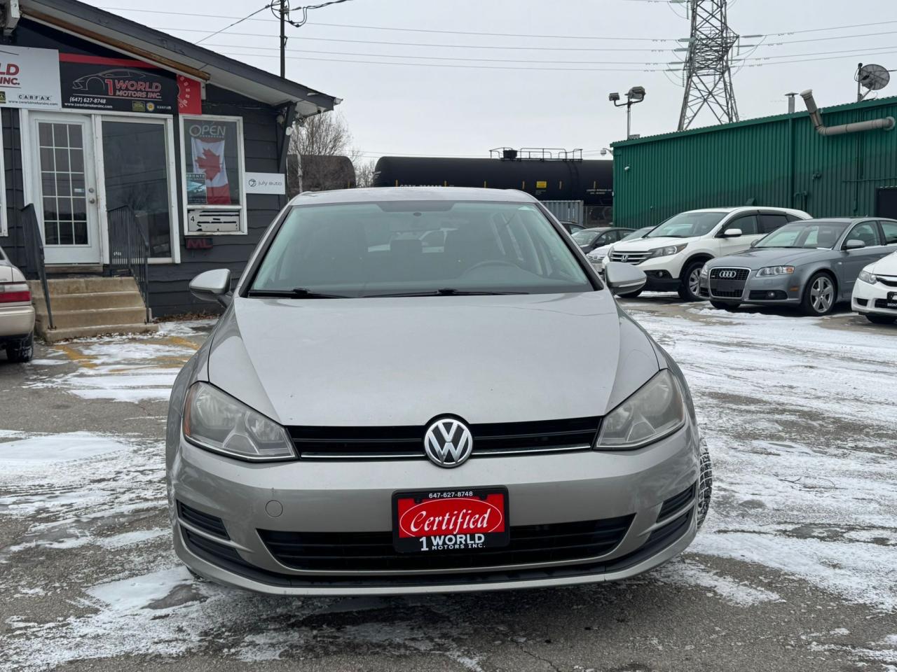 2015 Volkswagen Golf TRENDLINE Photo