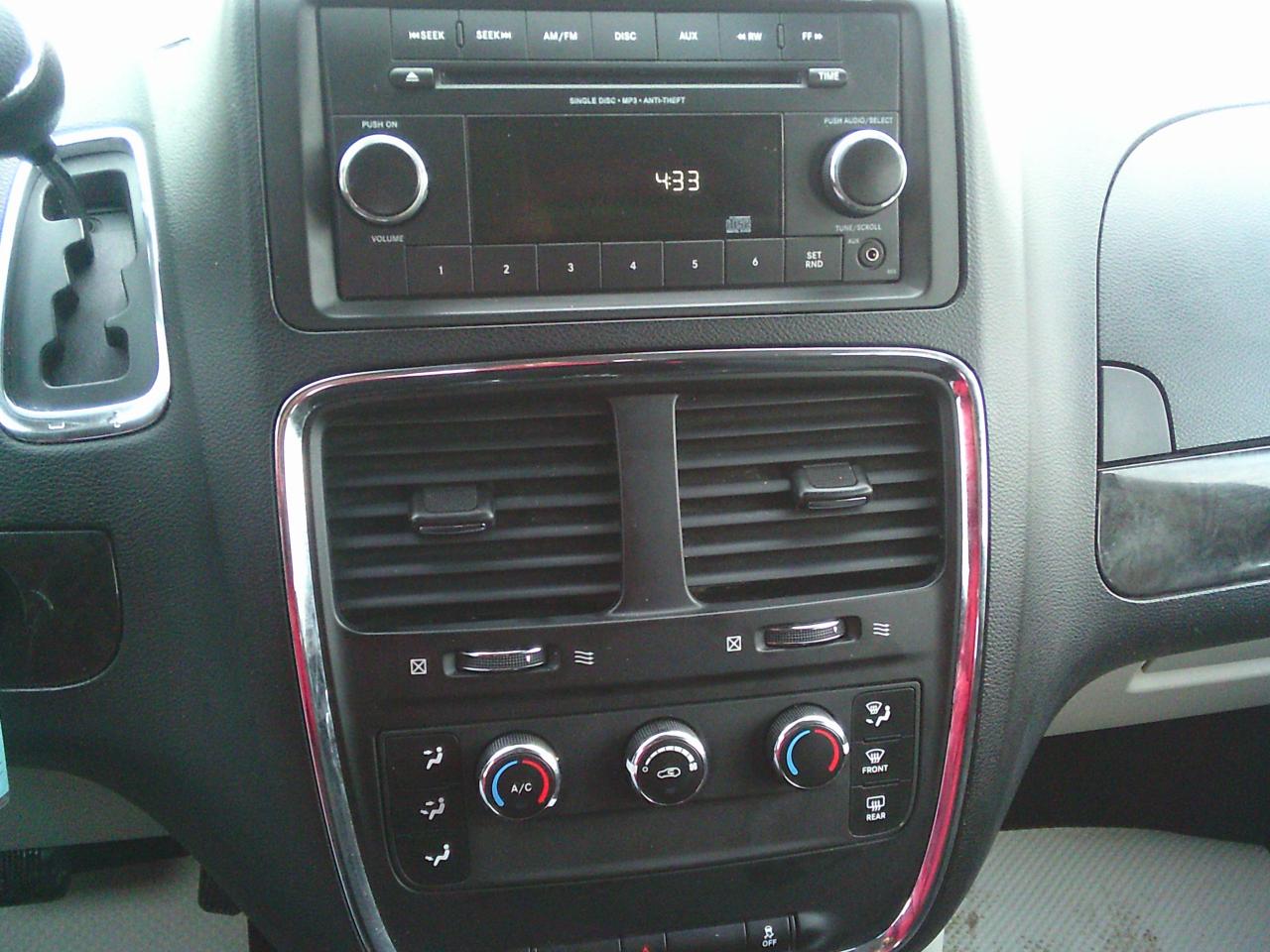 2013 Dodge Grand Caravan 4dr Wgn SE Photo