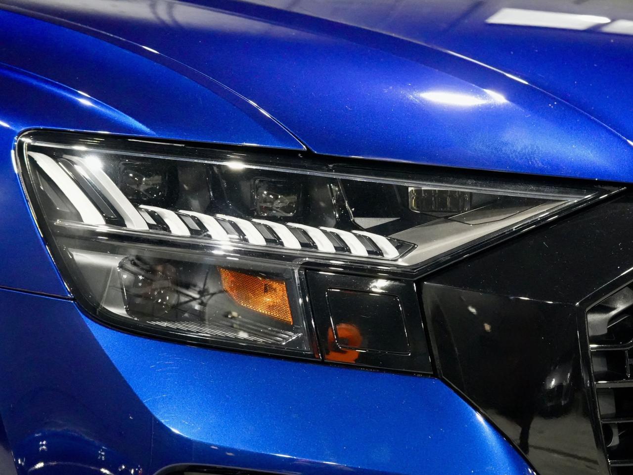 2022 Audi RS Q8 4.0 TFSI/PANO/HUD/360CAM/B&O/MASSAGE/NO ACCIDENTS Photo