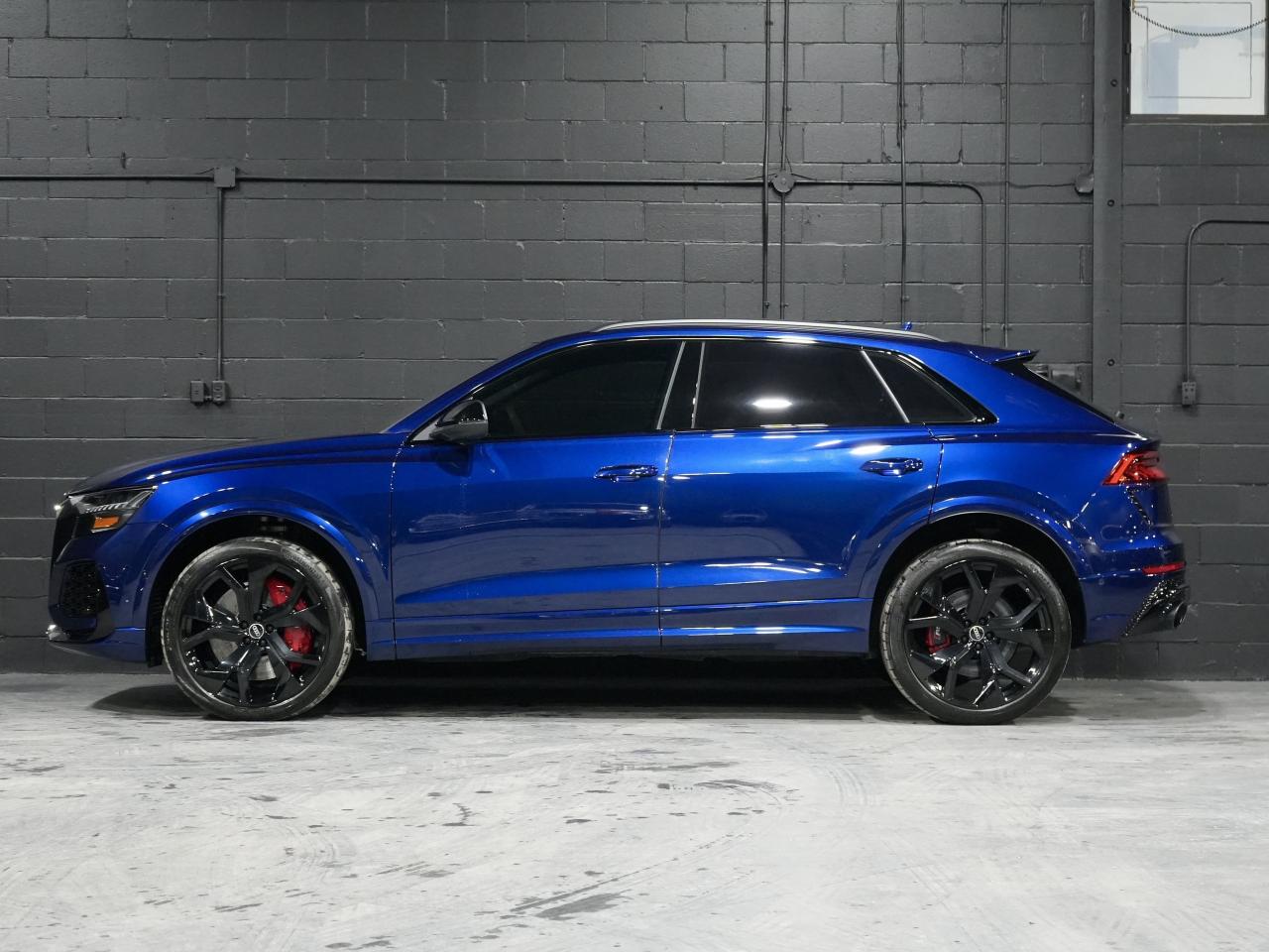 2022 Audi RS Q8 4.0 TFSI/PANO/HUD/360CAM/B&O/MASSAGE/NO ACCIDENTS Photo