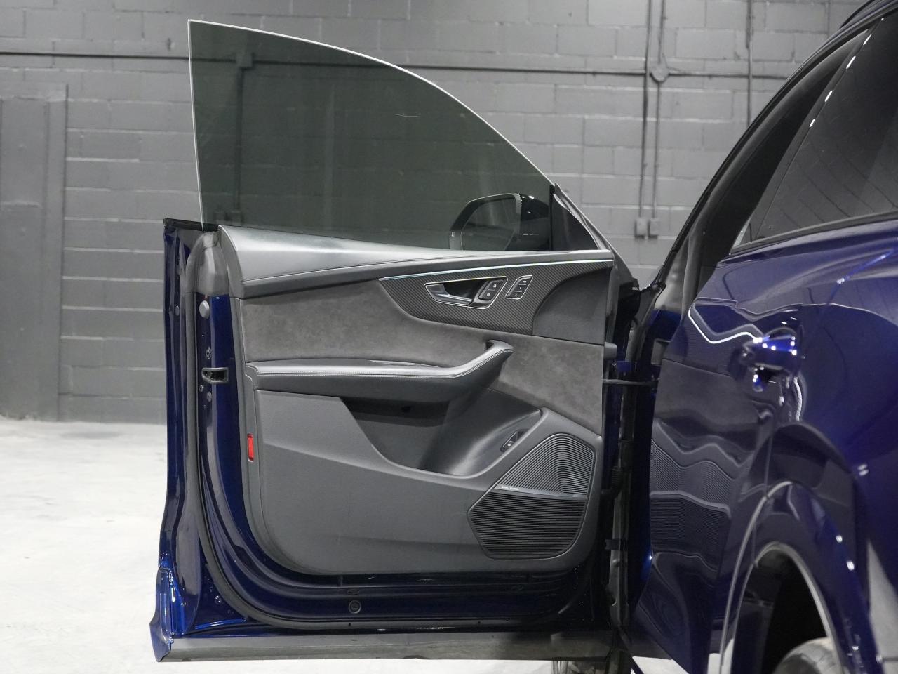 2022 Audi RS Q8 4.0 TFSI/PANO/HUD/360CAM/B&O/MASSAGE/NO ACCIDENTS Photo