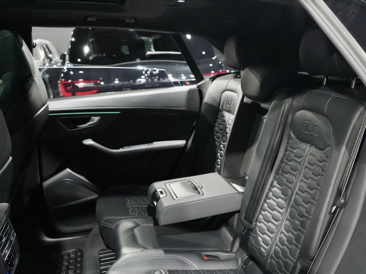 2022 Audi RS Q8 4.0 TFSI/PANO/HUD/360CAM/B&O/MASSAGE/NO ACCIDENTS Photo