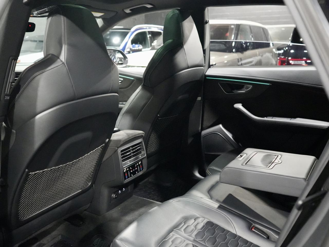 2022 Audi RS Q8 4.0 TFSI/PANO/HUD/360CAM/B&O/MASSAGE/NO ACCIDENTS Photo