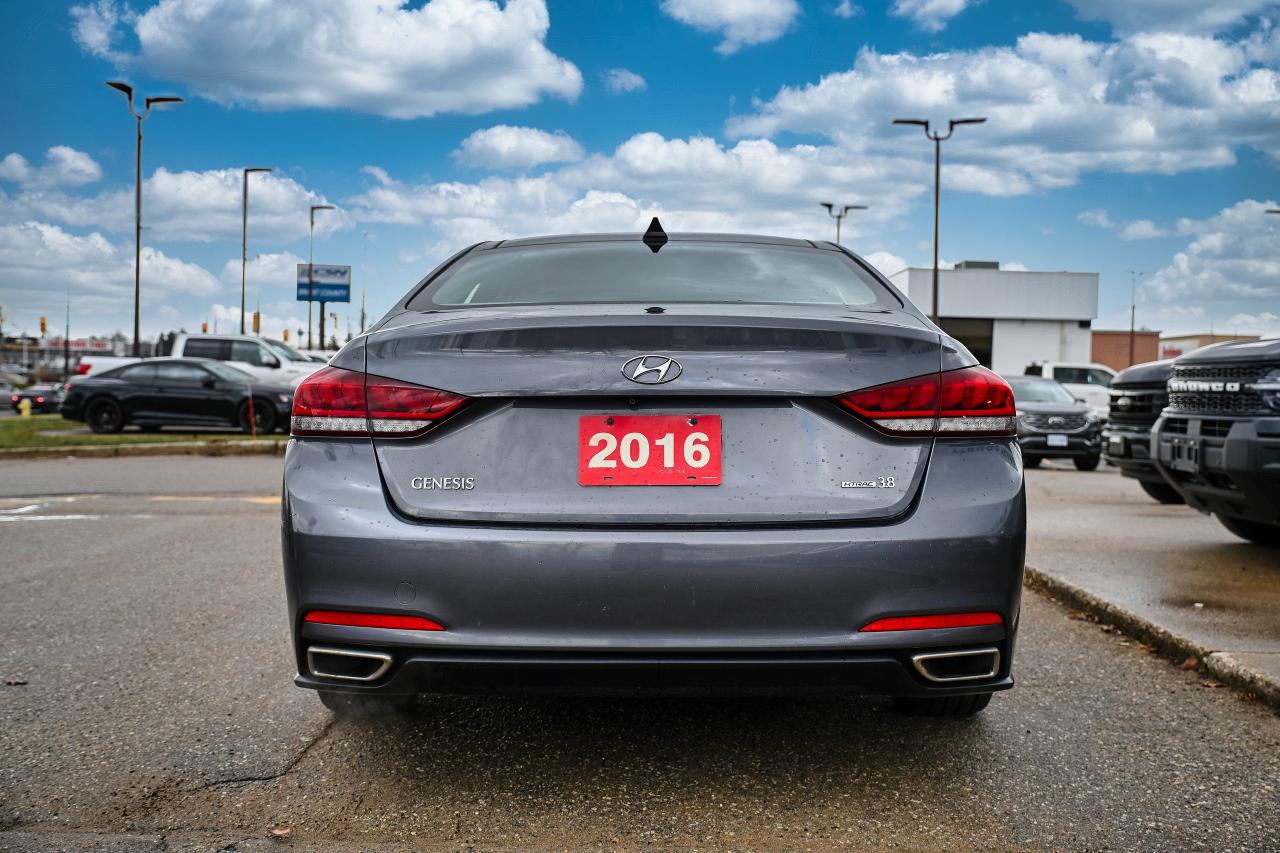 2016 Hyundai Genesis Sedan FINANCING AVAILABLE | MOONROOF | LEATHER Photo
