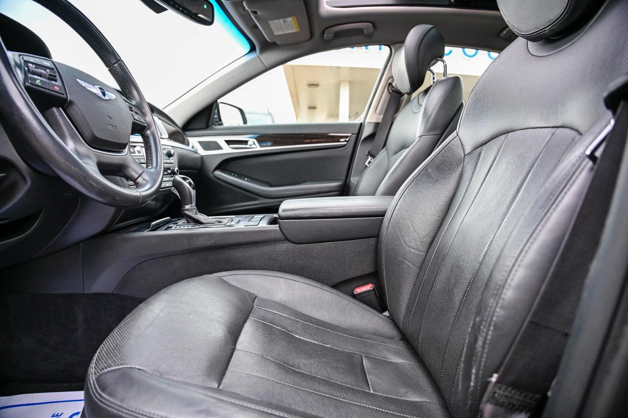 2016 Hyundai Genesis Sedan FINANCING AVAILABLE | MOONROOF | LEATHER Photo