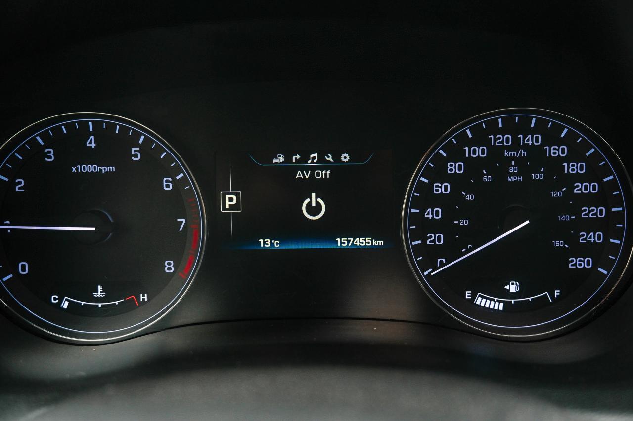 2016 Hyundai Genesis Sedan FINANCING AVAILABLE | MOONROOF | LEATHER Photo