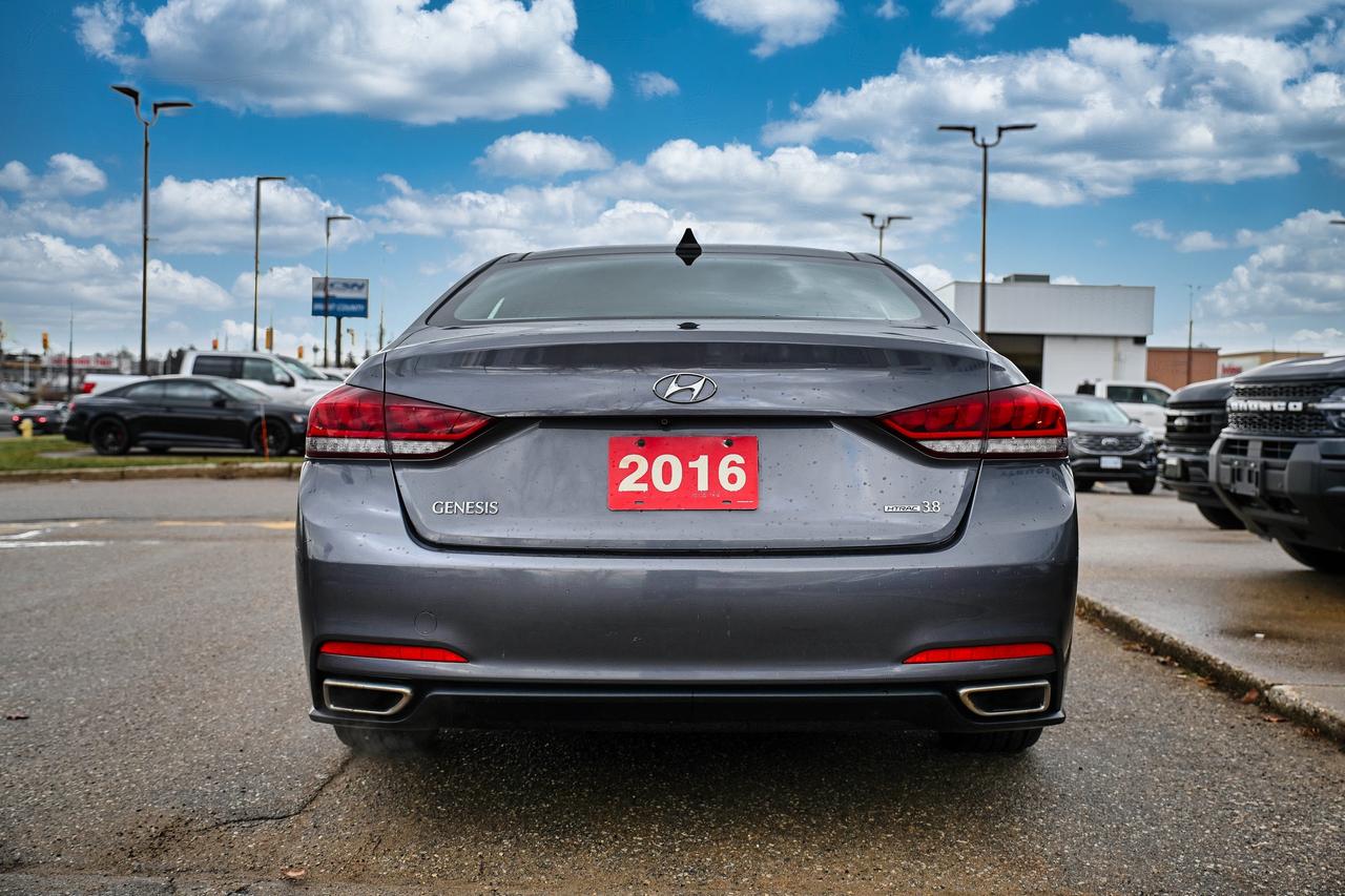 2016 Hyundai Genesis Sedan FINANCING AVAILABLE | MOONROOF | LEATHER Photo