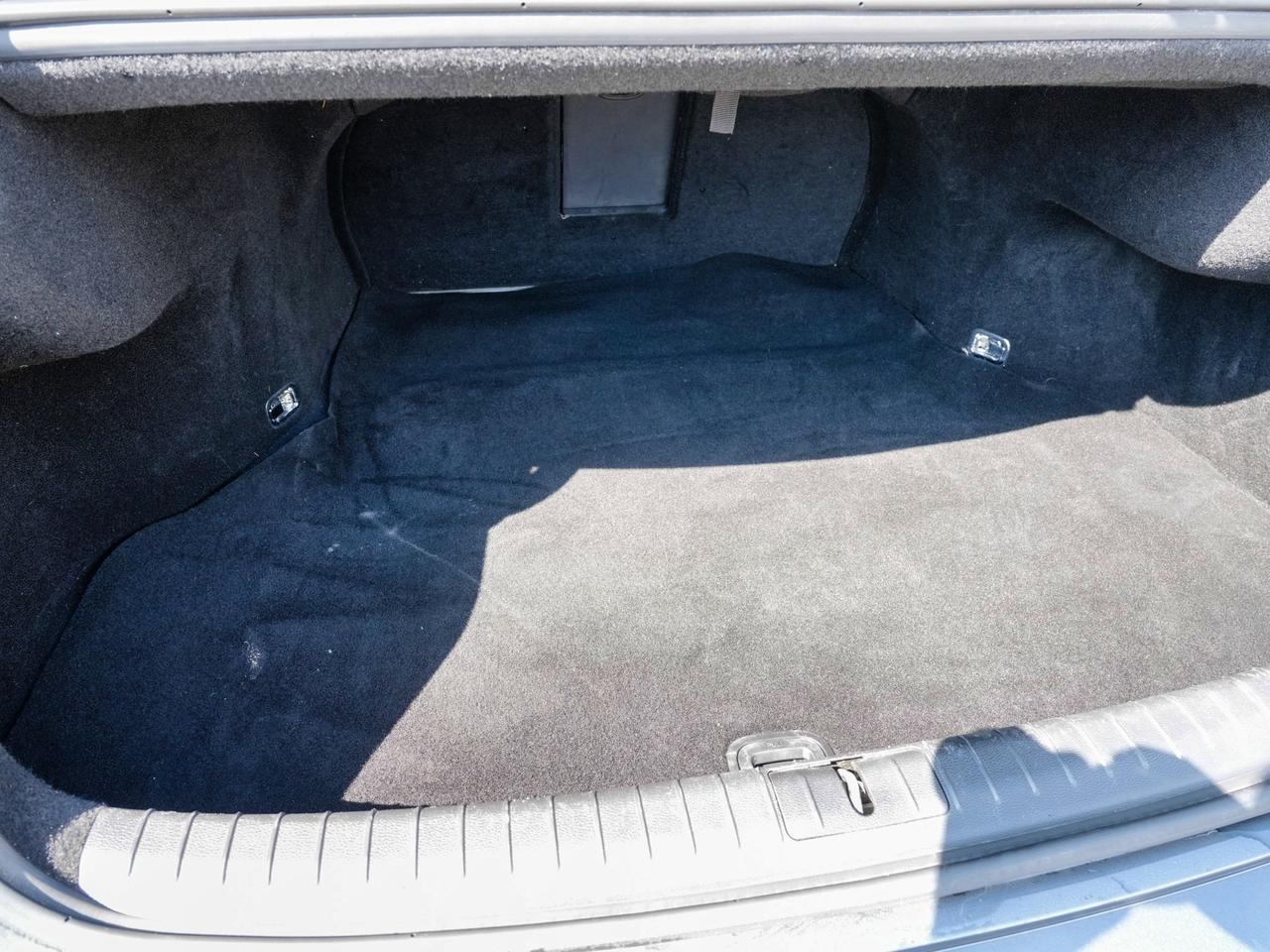 2016 Hyundai Genesis Sedan FINANCING AVAILABLE | MOONROOF | LEATHER Photo
