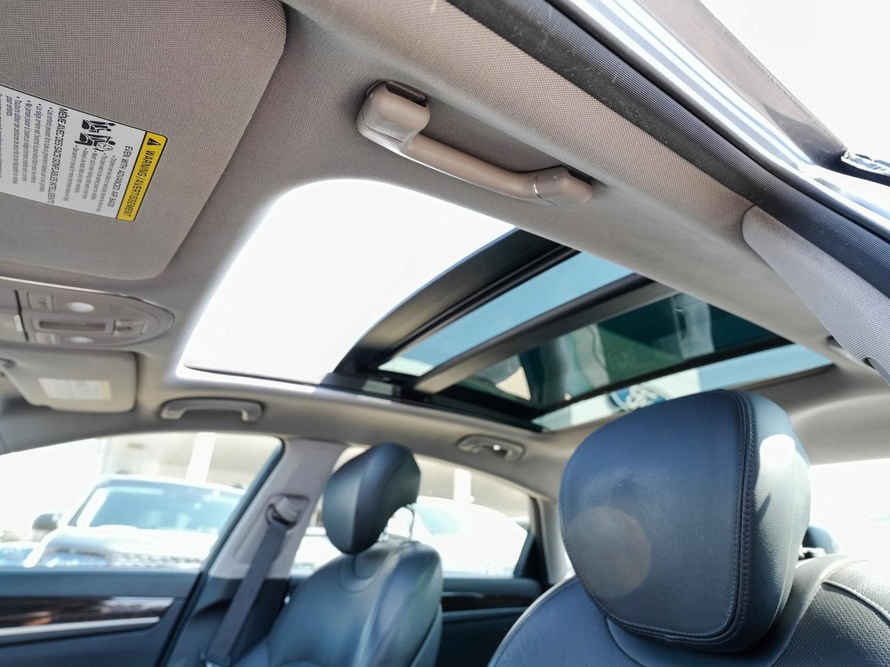 2016 Hyundai Genesis Sedan FINANCING AVAILABLE | MOONROOF | LEATHER Photo