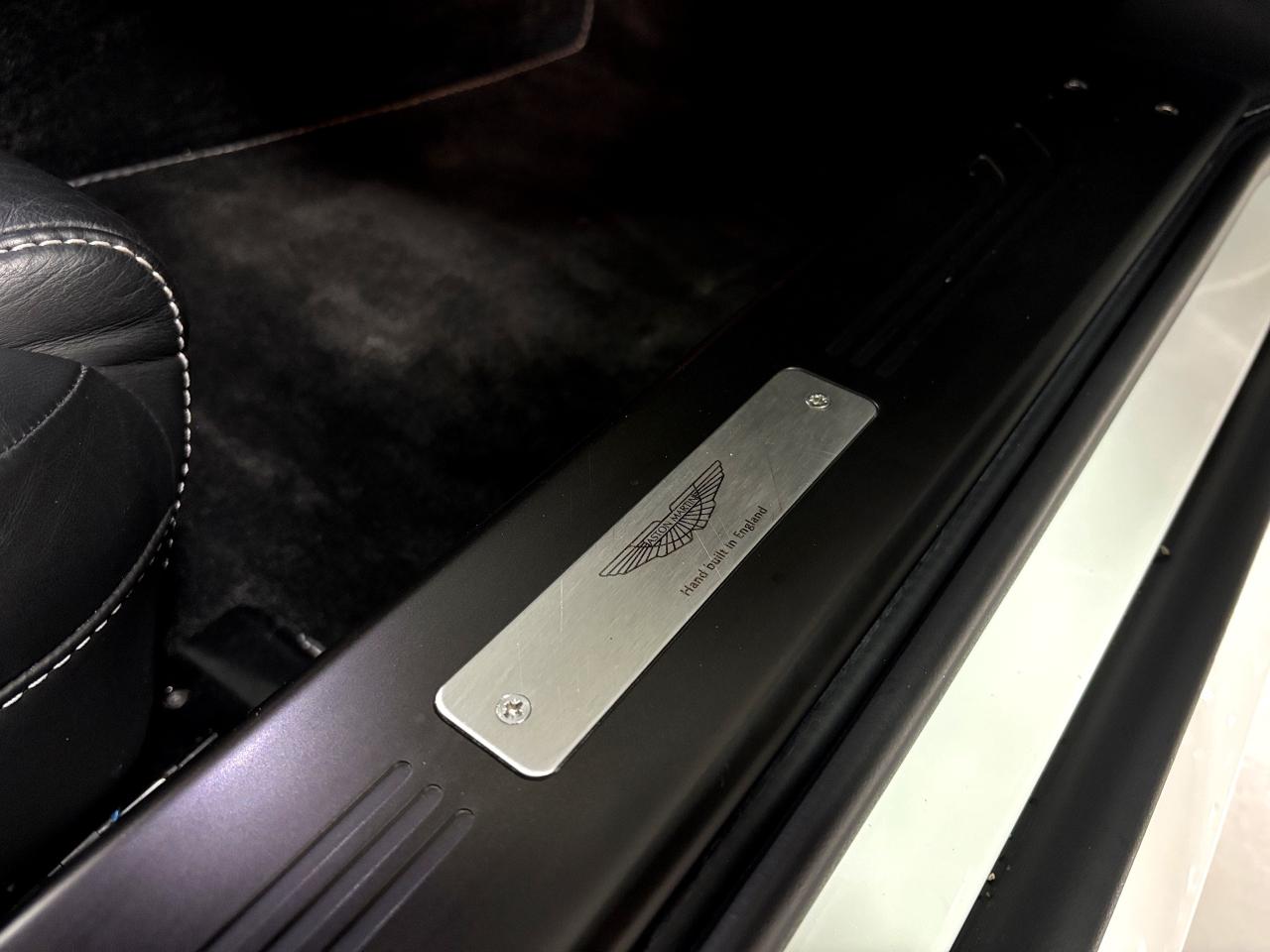 2012 Aston Martin V8 Vantage S|COUPE|SPORTSHIFT|V8POWERED|RWD|CARBONTRIMS|NAV|+ Photo