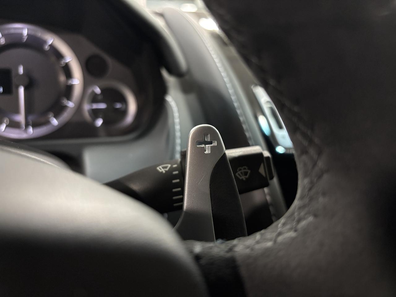 2012 Aston Martin V8 Vantage S|COUPE|SPORTSHIFT|V8POWERED|RWD|CARBONTRIMS|NAV|+ Photo