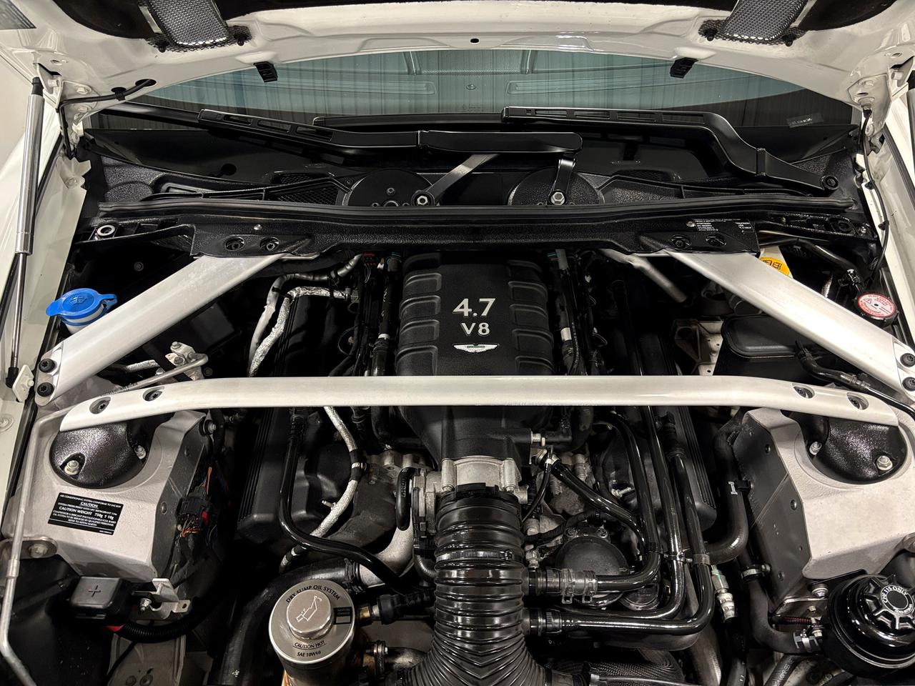 2012 Aston Martin V8 Vantage S|COUPE|SPORTSHIFT|V8POWERED|RWD|CARBONTRIMS|NAV|+ Photo