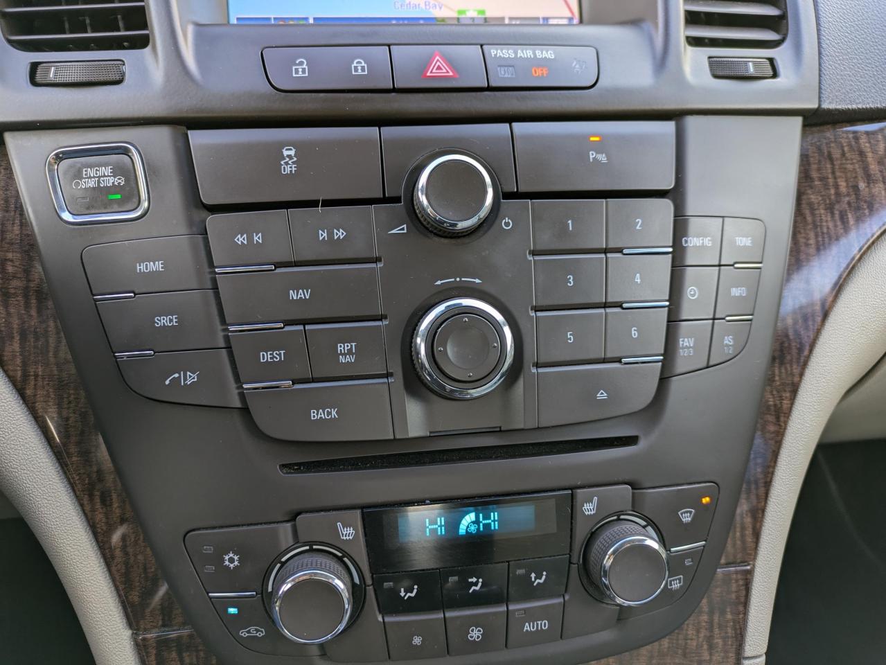 2013 Buick Regal BASE Photo