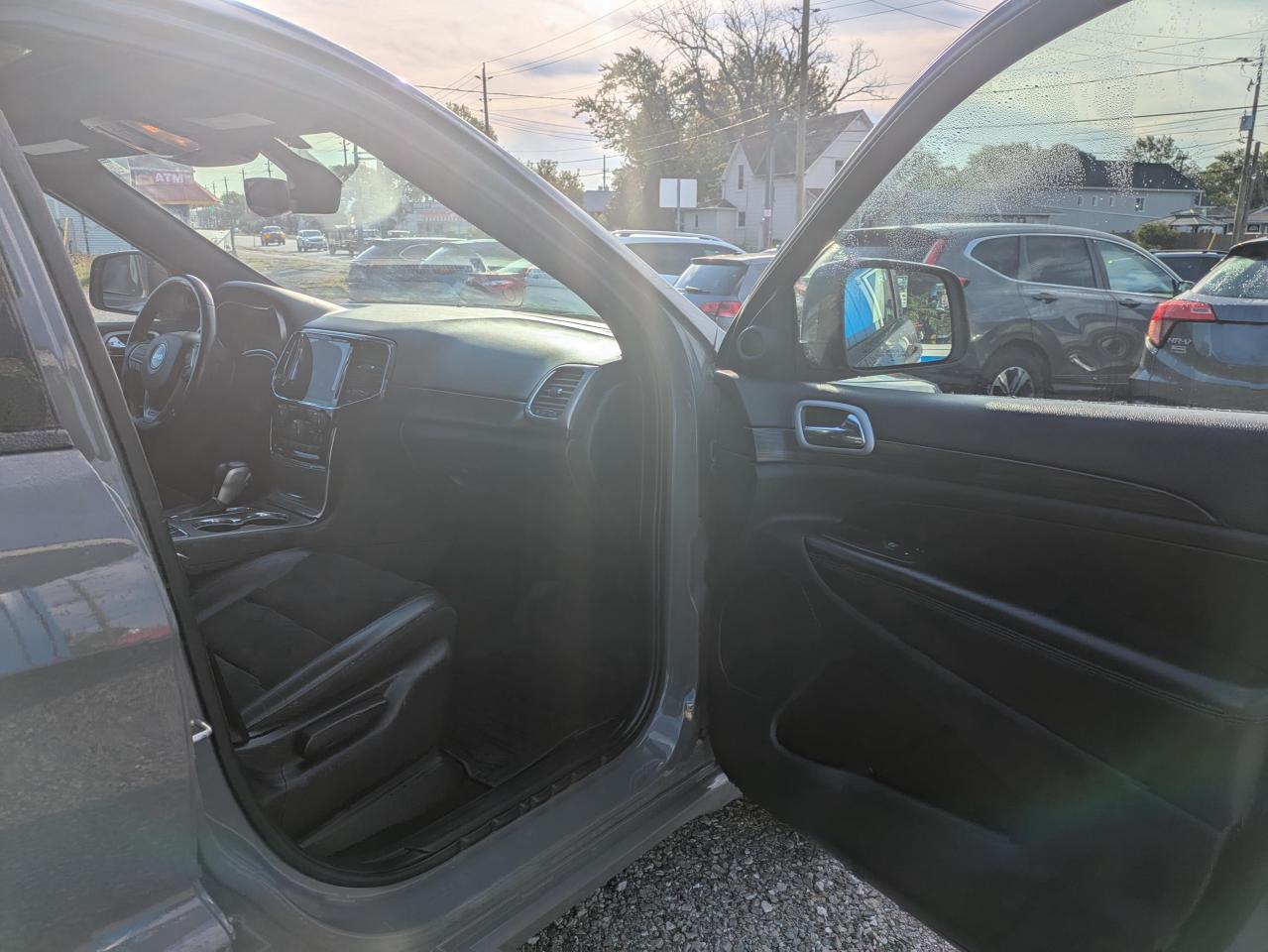 2019 Jeep Grand Cherokee ALTITUDE 4X4 Photo