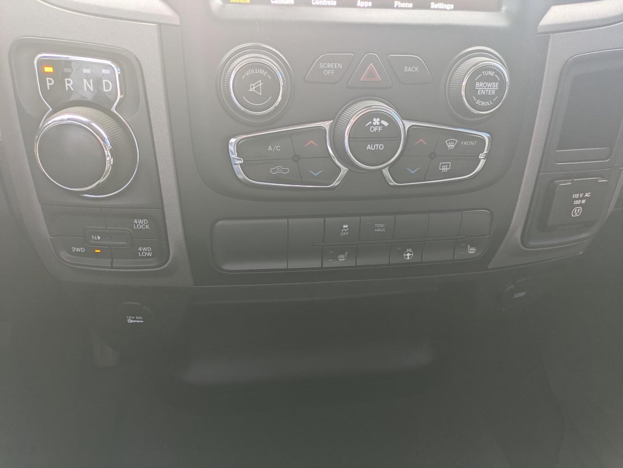 2021 RAM 1500 Classic TRADESMAN TRADESMAN QUAD CAB 4 Photo