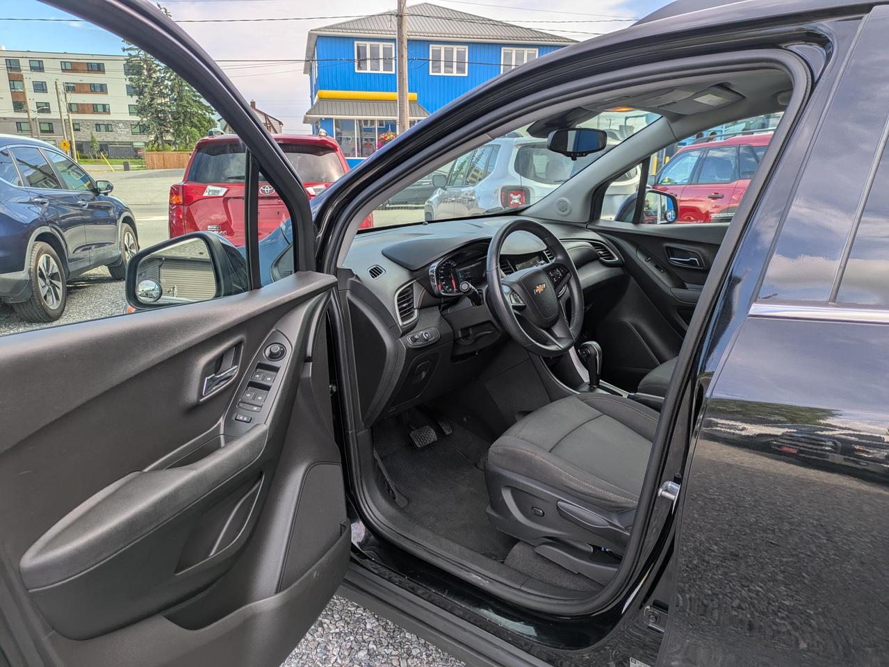 2018 Chevrolet Trax AWD 4dr LT Photo