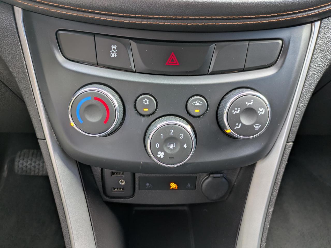 2018 Chevrolet Trax AWD 4dr LT Photo