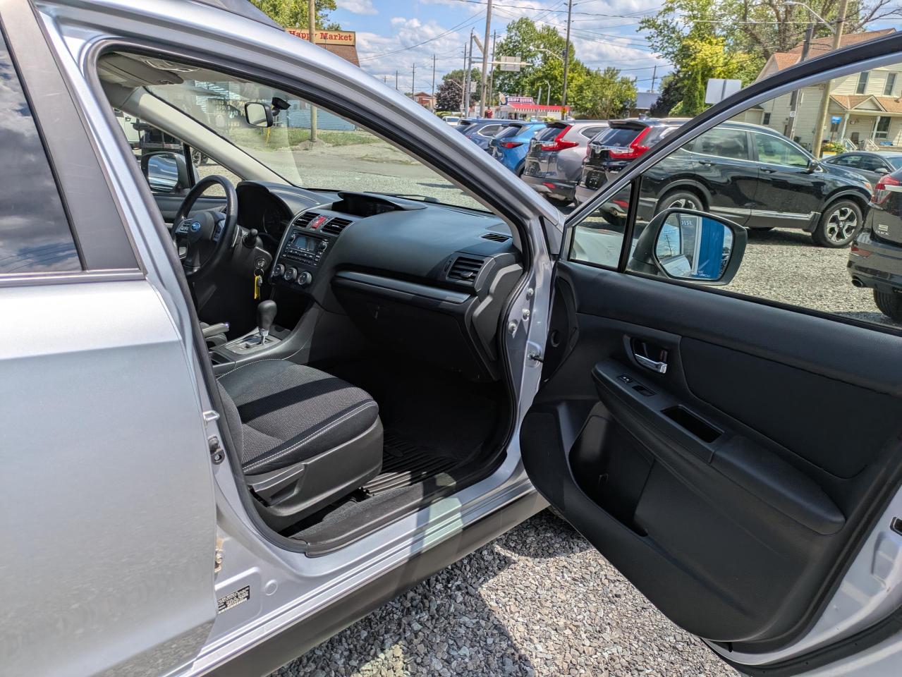 2014 Subaru XV Crosstrek 5DR CVT 2.0I W/SPORT PKG Photo