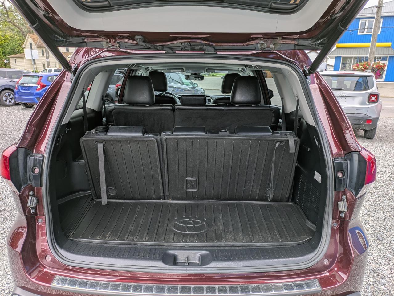 2019 Toyota Highlander XLE  AWD V6 Photo