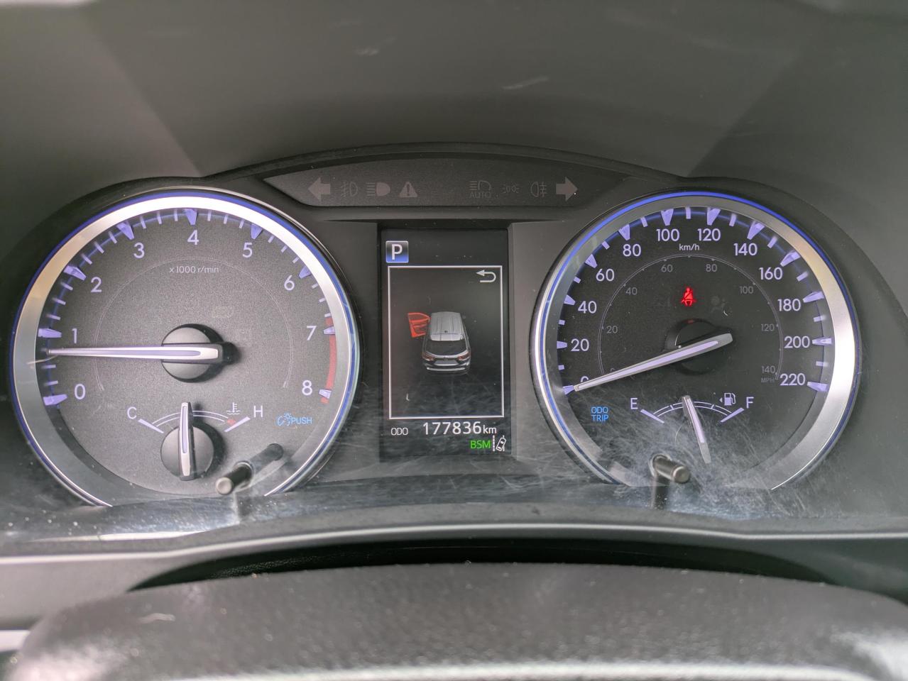 2019 Toyota Highlander XLE  AWD V6 Photo