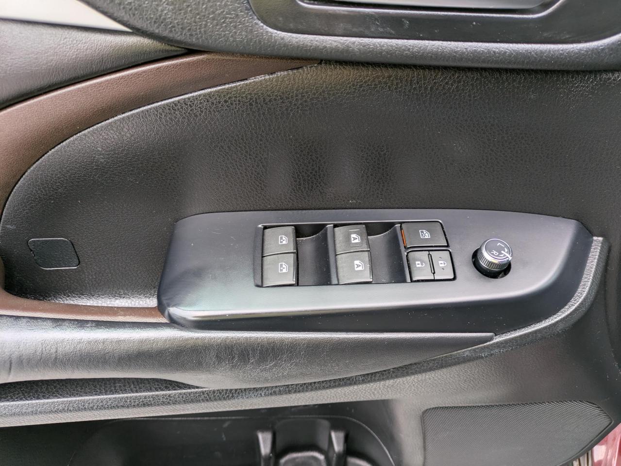 2019 Toyota Highlander XLE  AWD V6 Photo