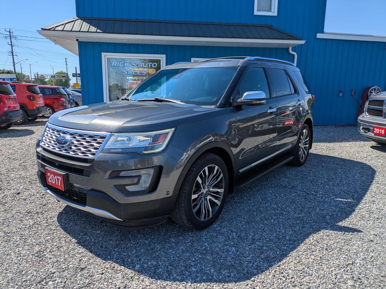 2017 Ford Explorer Platinum PLATINUM AWD Photo0