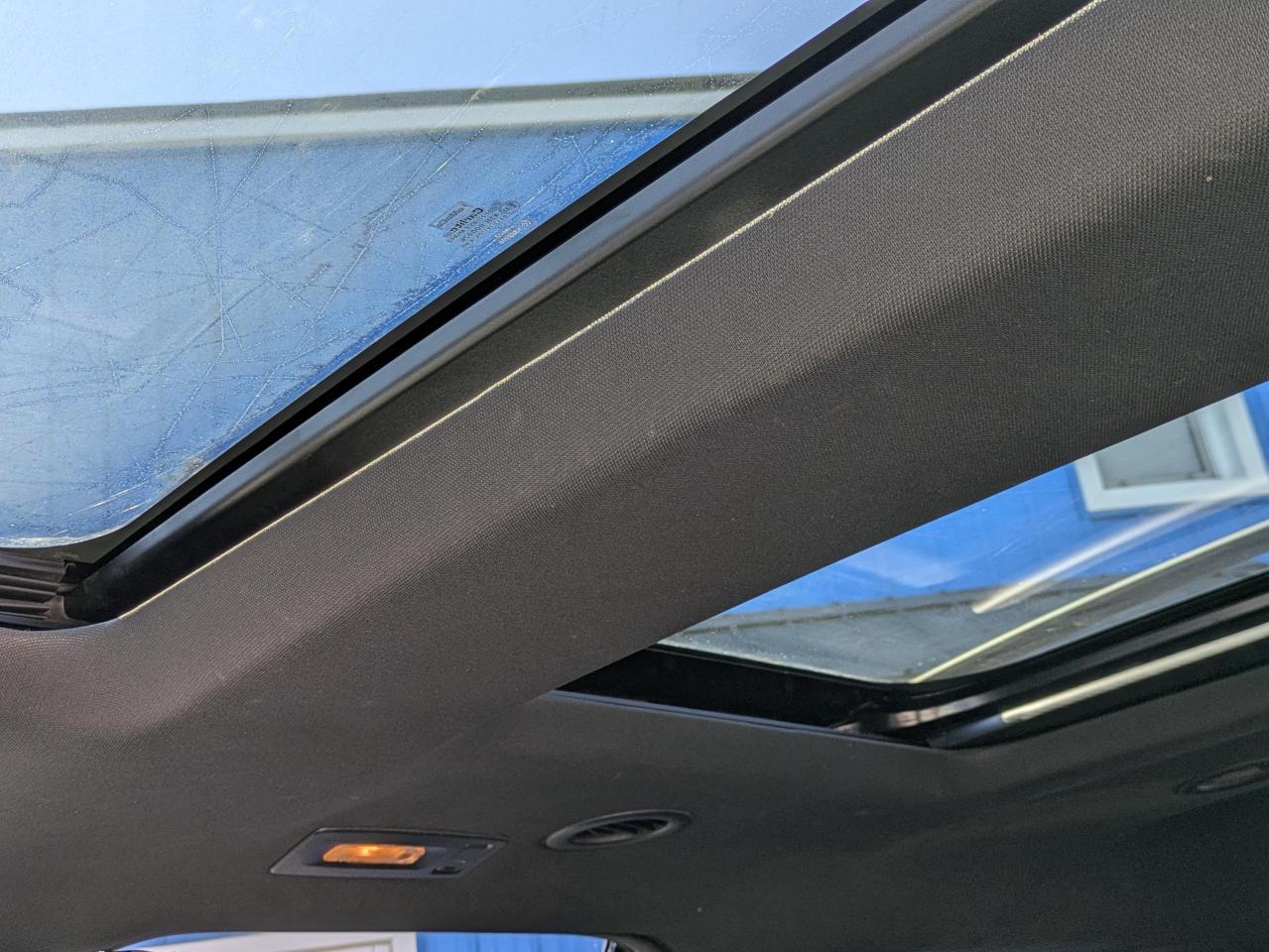 2017 Ford Explorer Platinum PLATINUM AWD Photo