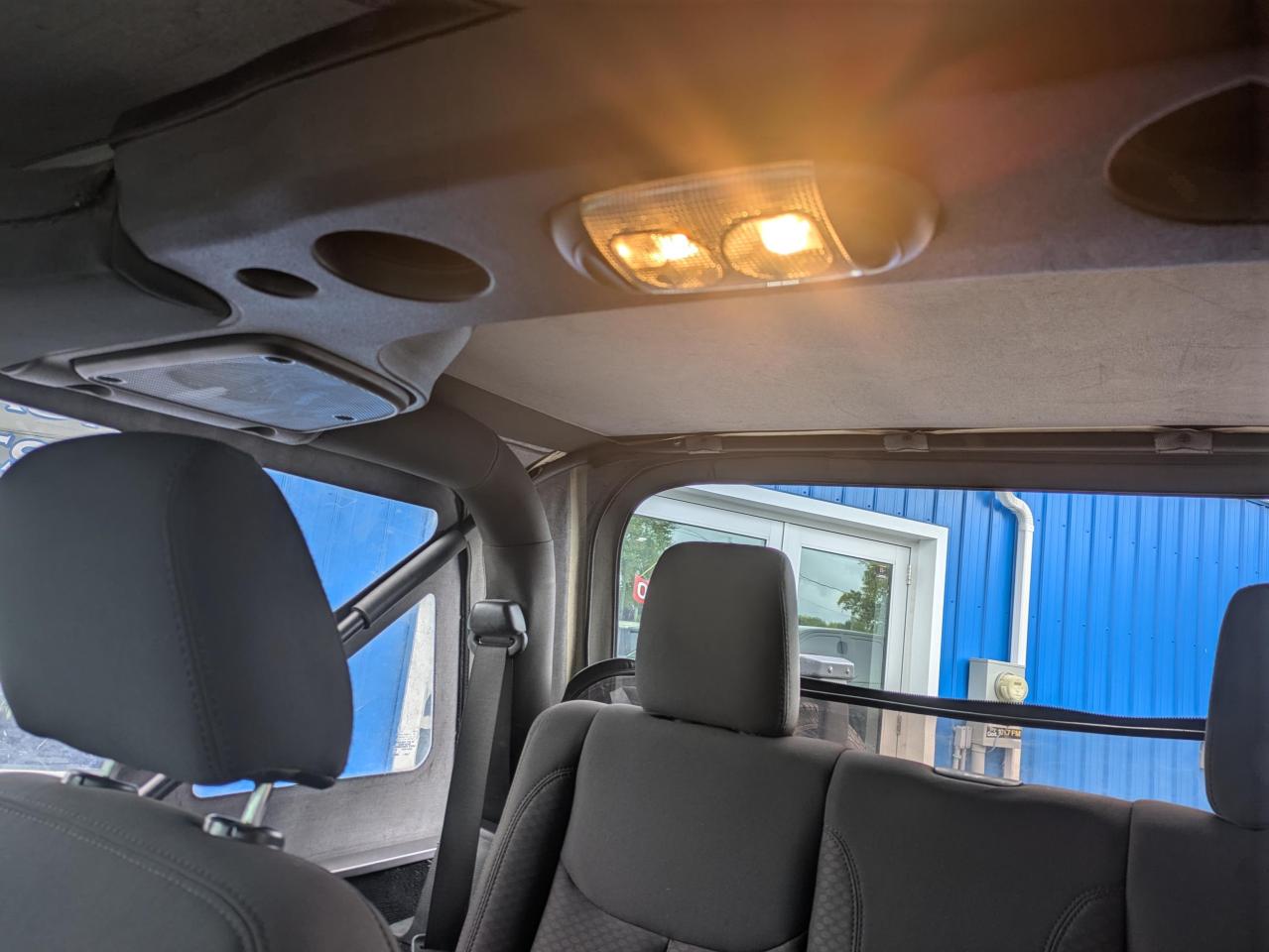 2017 Jeep Wrangler Sport 4WD Photo