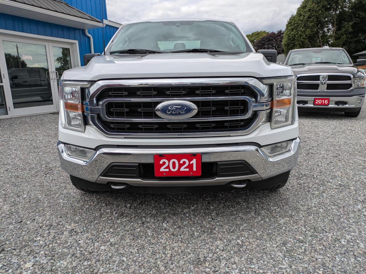 2021 Ford F-150 XTR XTR SUPERCREW 5.5-FT Photo