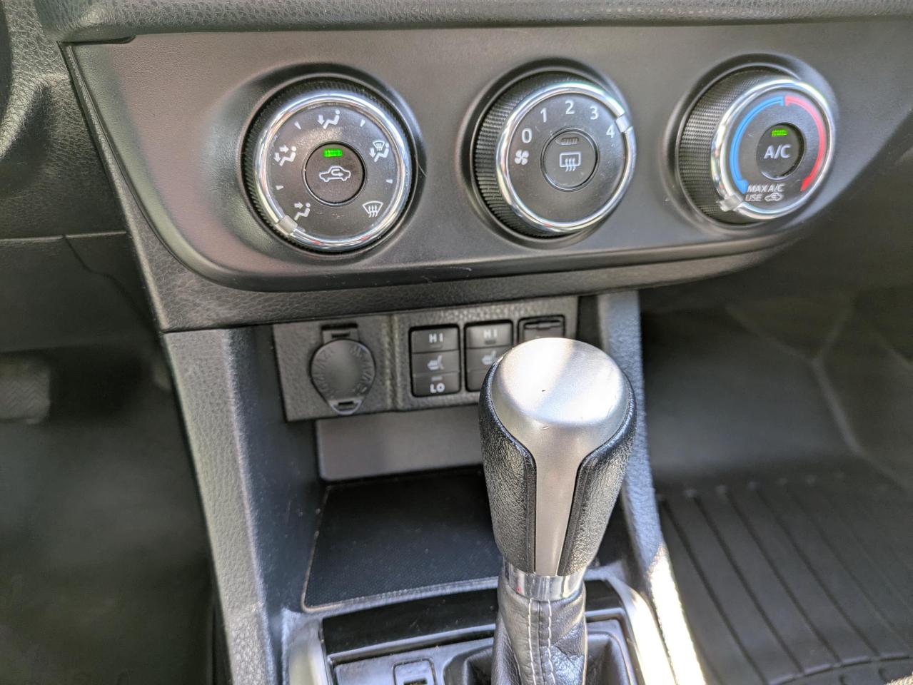 2014 Toyota Corolla S CVT Photo