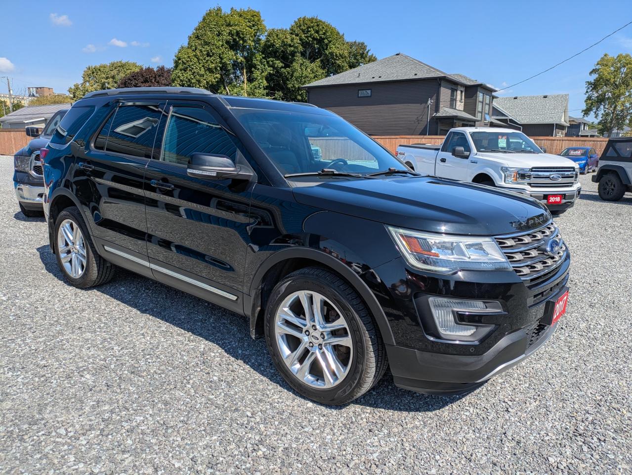 2017 Ford Explorer 4WD 4dr XLT Photo
