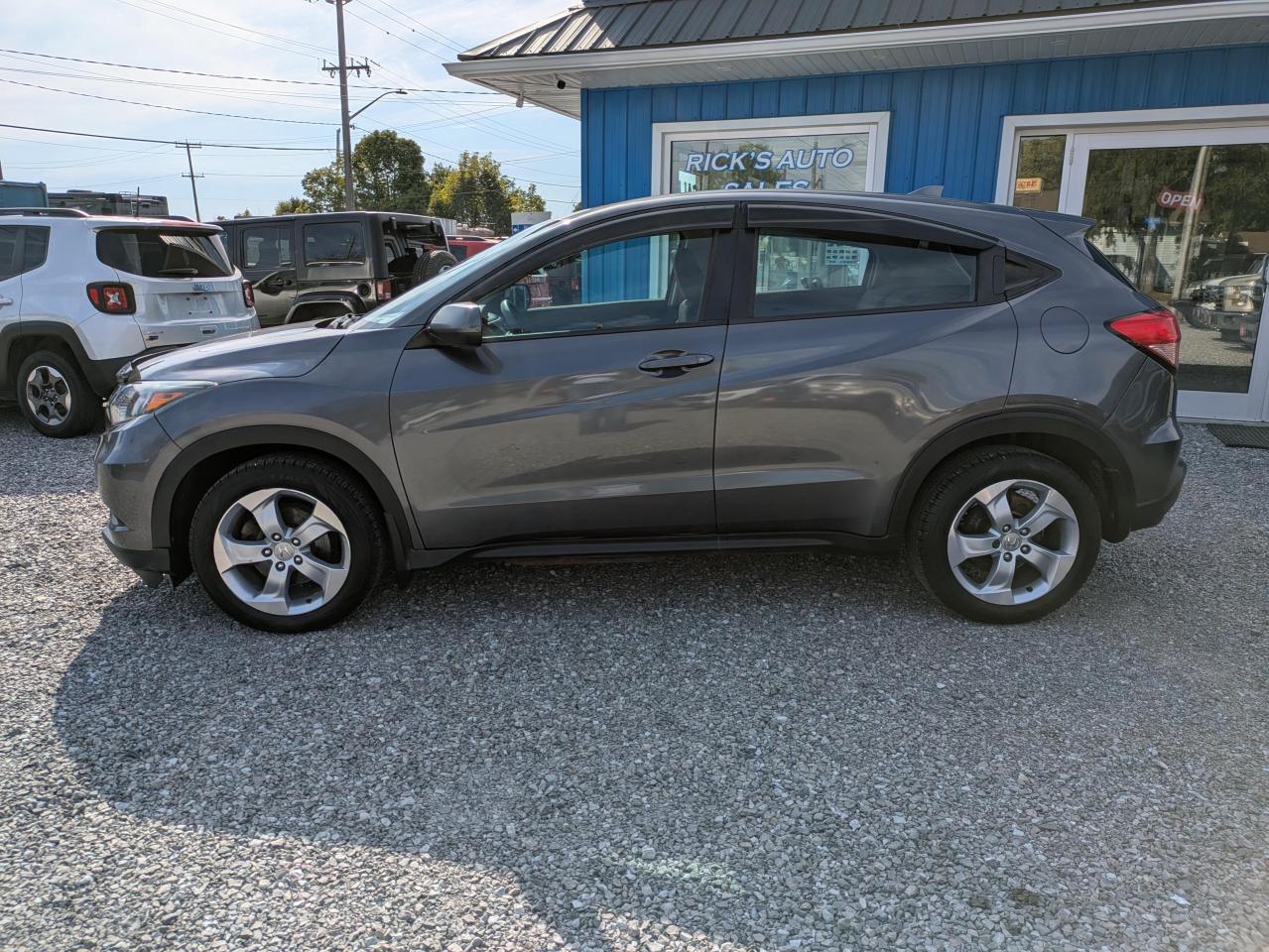 2016 Honda HR-V 4WD 4dr CVT LX Photo