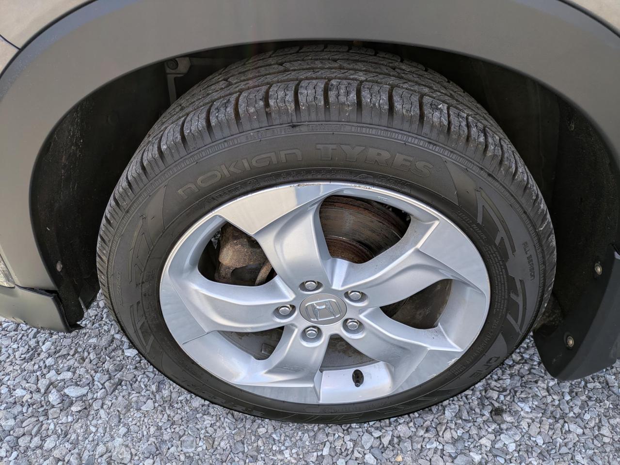 2016 Honda HR-V 4WD 4dr CVT LX Photo