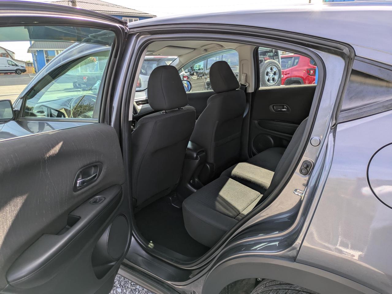 2016 Honda HR-V Lx Awd Cvt Photo