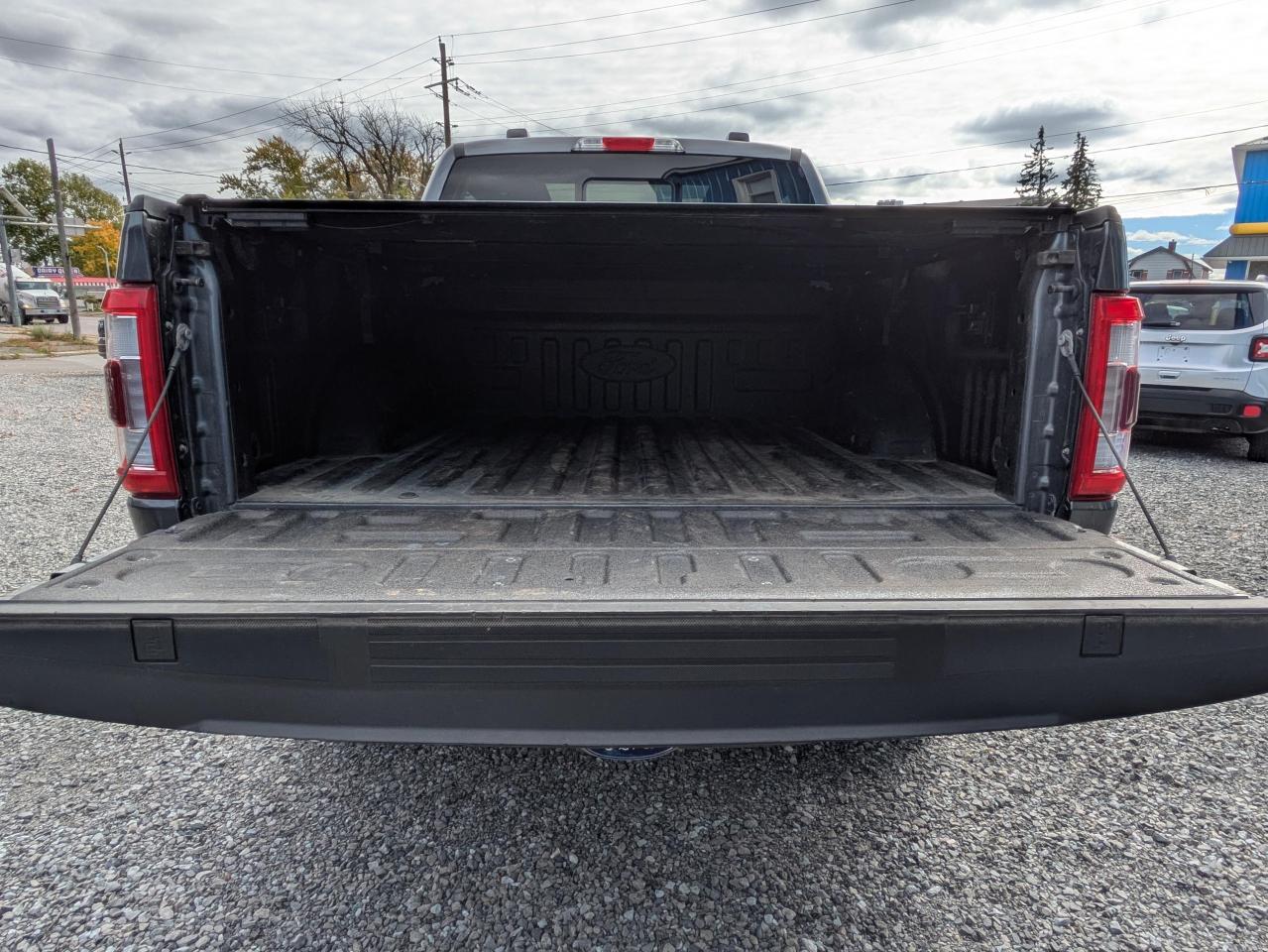 2022 Ford F-150 Lariat LARIAT SUPERCREW 5.5 Photo