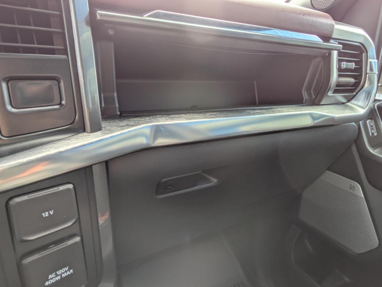 2022 Ford F-150 Lariat LARIAT SUPERCREW 5.5 Photo