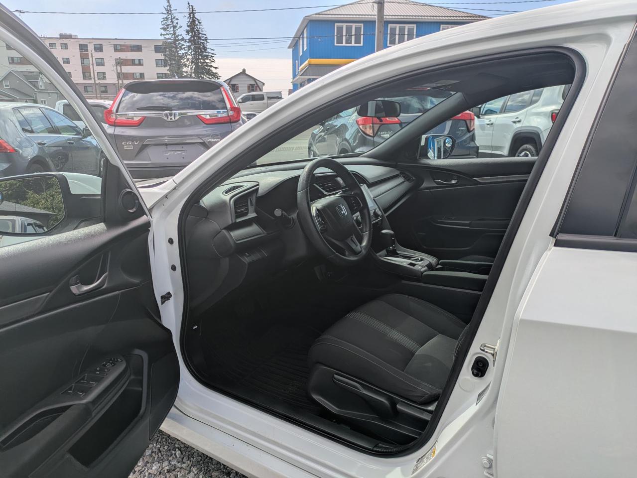 2017 Honda Civic 5dr CVT LX Photo