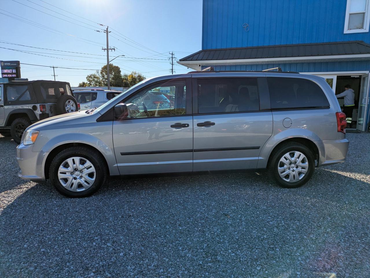 2014 Dodge Grand Caravan SE Photo