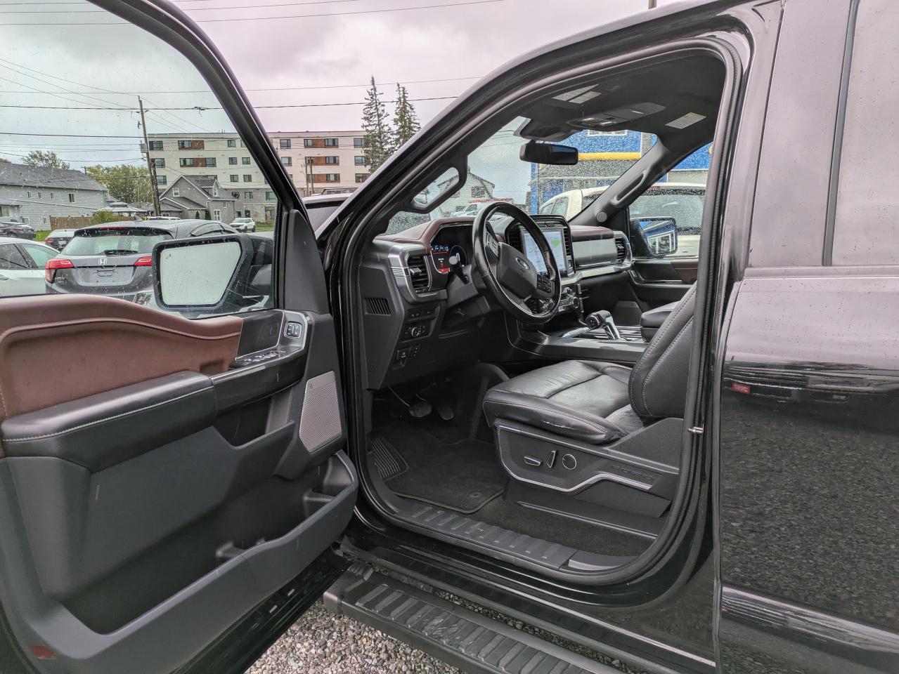 2021 Ford F-150 Lariat LARIAT SUPERCREW 5.5 Photo