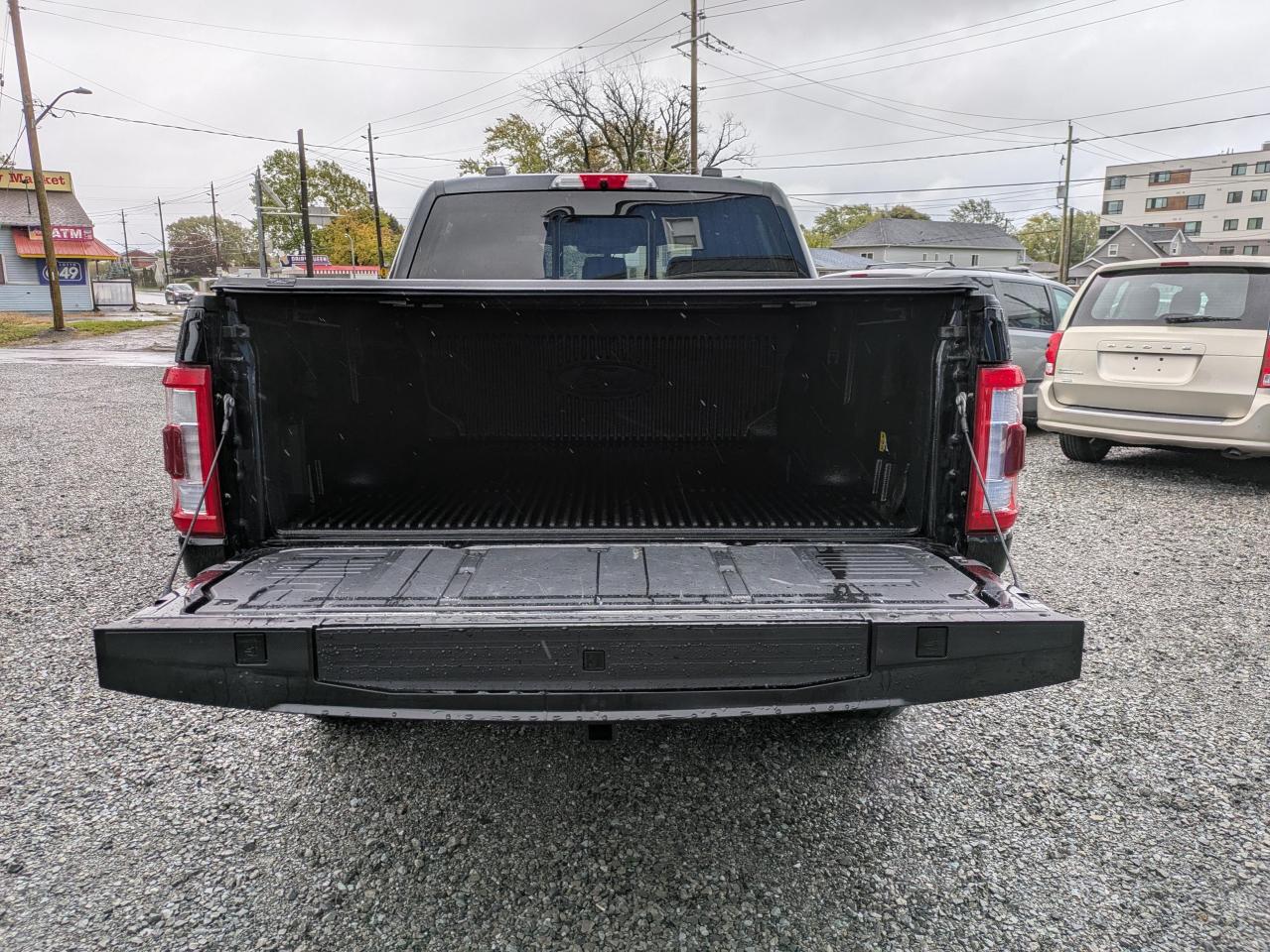 2021 Ford F-150 Lariat 4WD SuperCrew 5.5' Box Photo