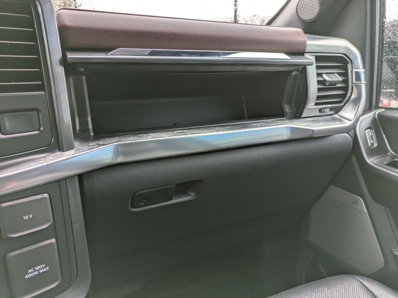 2021 Ford F-150 Lariat 4WD SuperCrew 5.5' Box Photo