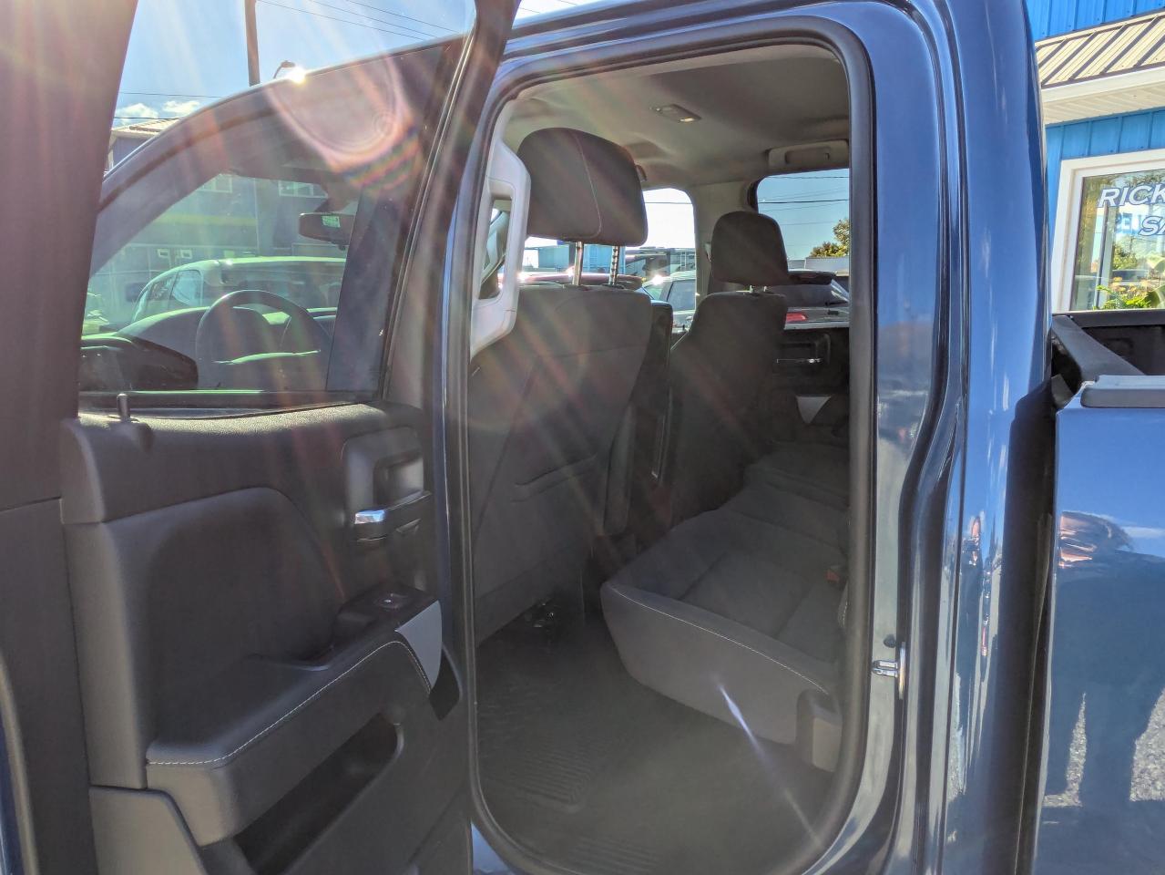 2017 Chevrolet Silverado 1500 4WD DOUBLE CAB 143.5" LT W/2LT Photo