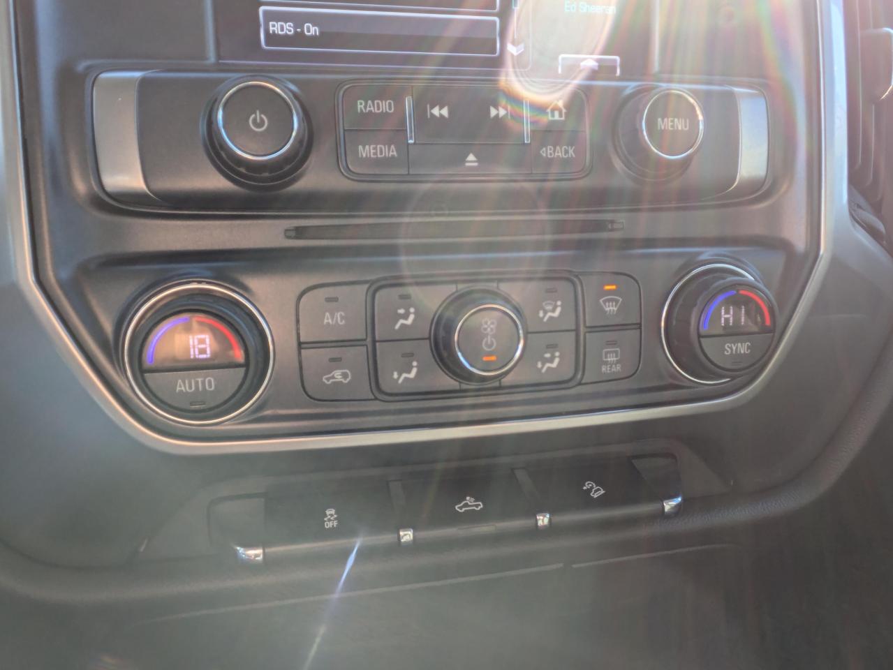 2017 Chevrolet Silverado 1500 LT DOUBLE CAB 4WD Photo