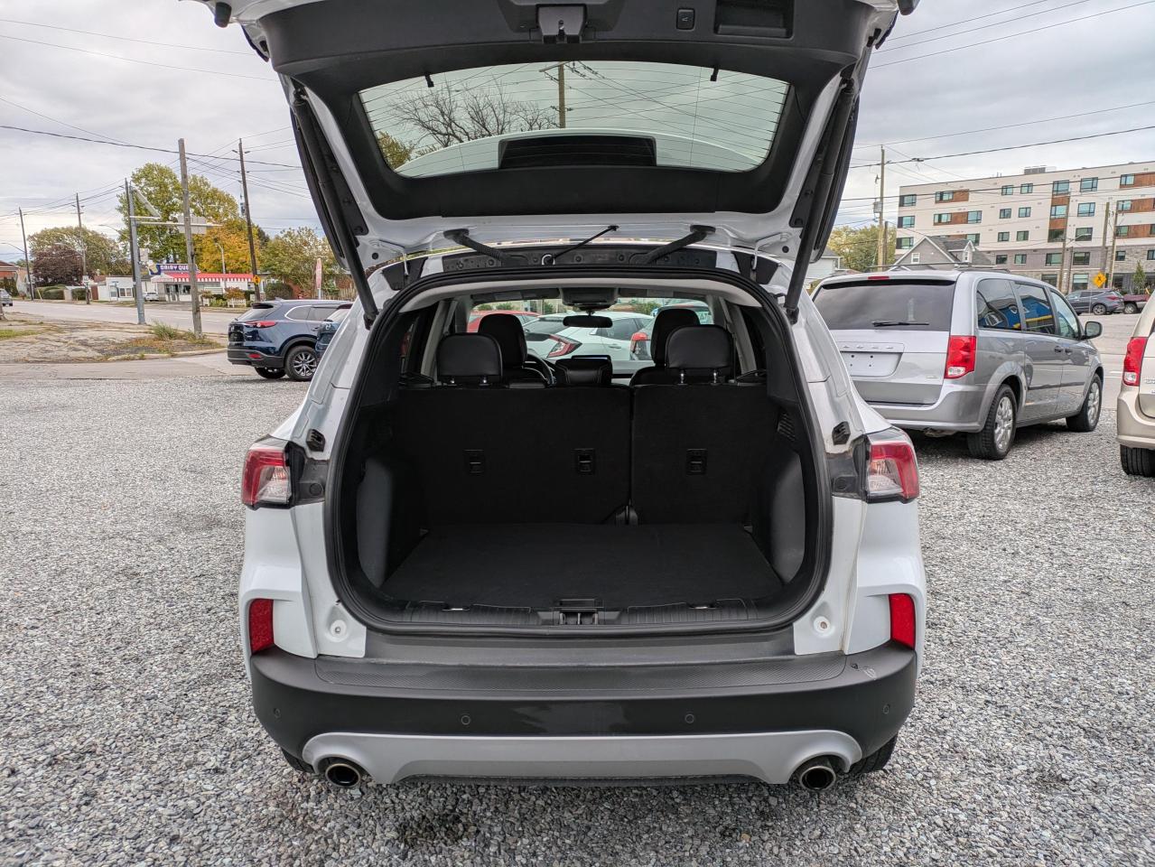 2022 Ford Escape SEL AWD Photo